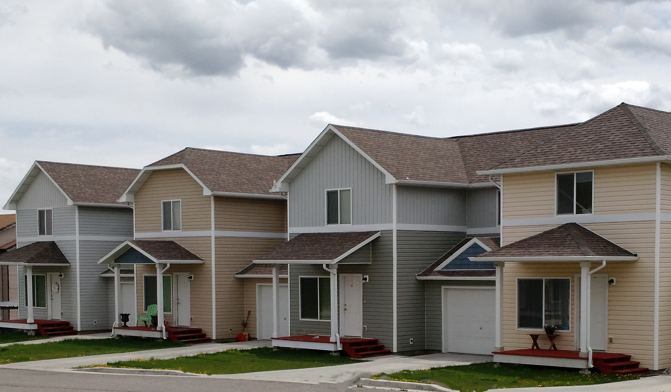 Yellow Creek Village Apartments in Evanston, WY